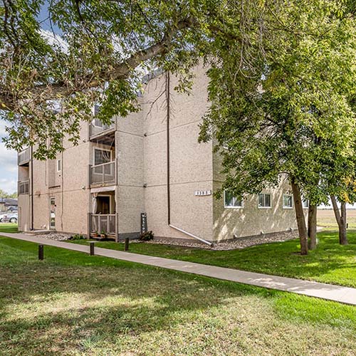Princess Ann – Apartment Rental - 1385 12th Ave SW - Moose Jaw
