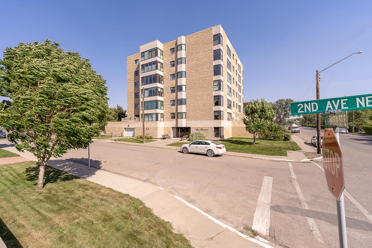 Park Avenue - Apartement Rental - 615 2nd Ave NE Moose Jaw