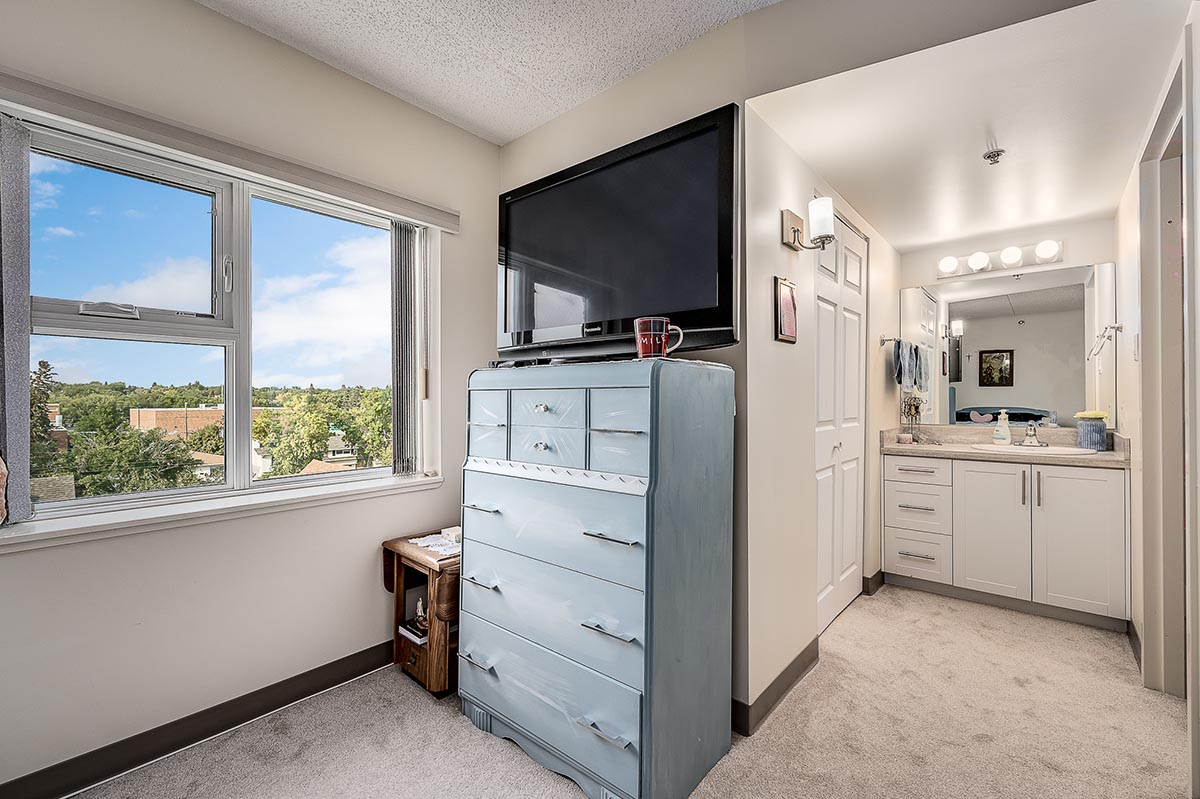 Park Avenue - Apartement Rental - 615 2nd Ave NE Moose Jaw