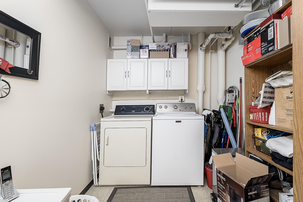 Park Avenue - Apartement Rental - 615 2nd Ave NE Moose Jaw