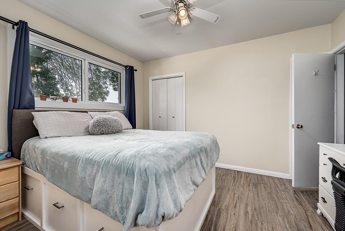 Park Manor Apartments - Rental - 235 Fairford St E - Moose Jaw