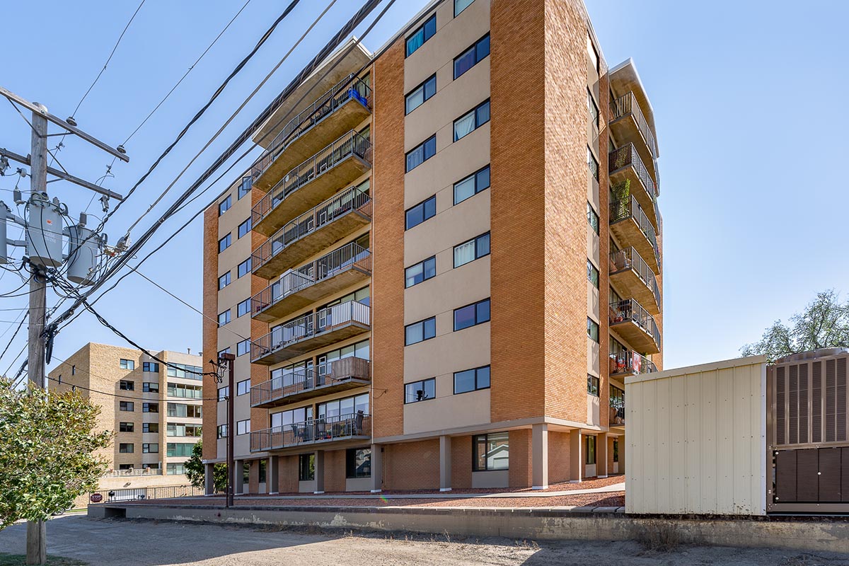 Athabasca Tower – Apartment Rental - 610 2nd Ave NE - Moose Jaw