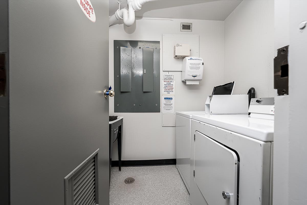 Athabasca Tower – Apartment Rental - 610 2nd Ave NE - Moose Jaw
