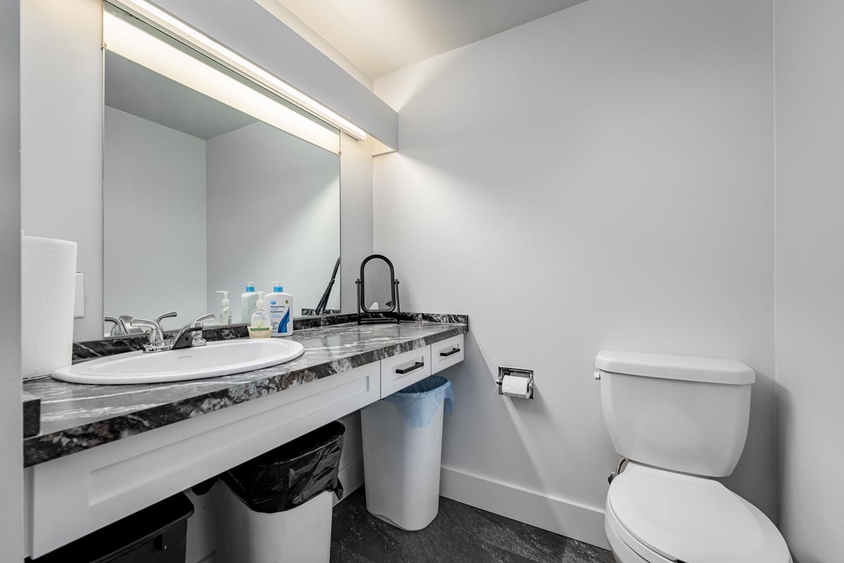 Athabasca Tower – Apartment Rental - 610 2nd Ave NE - Moose Jaw