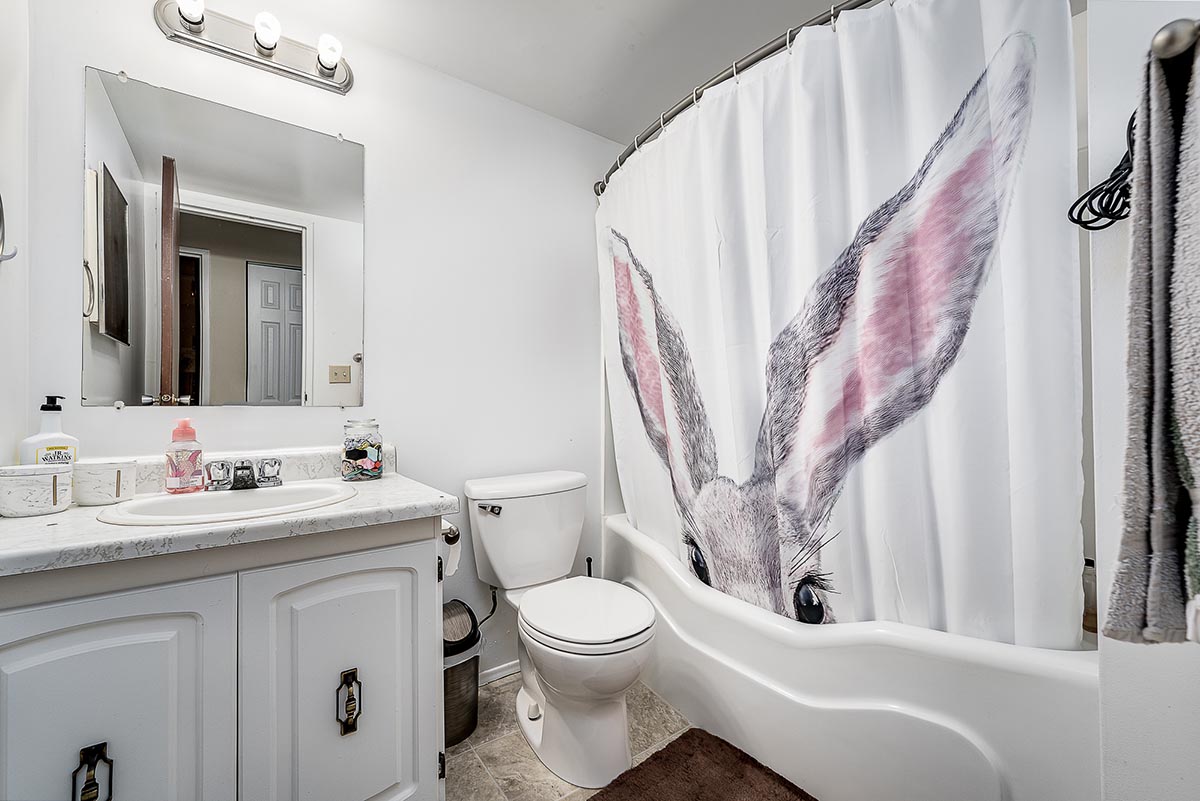 Princess Ann – Apartment Rental - 1385 12th Ave SW - Moose Jaw