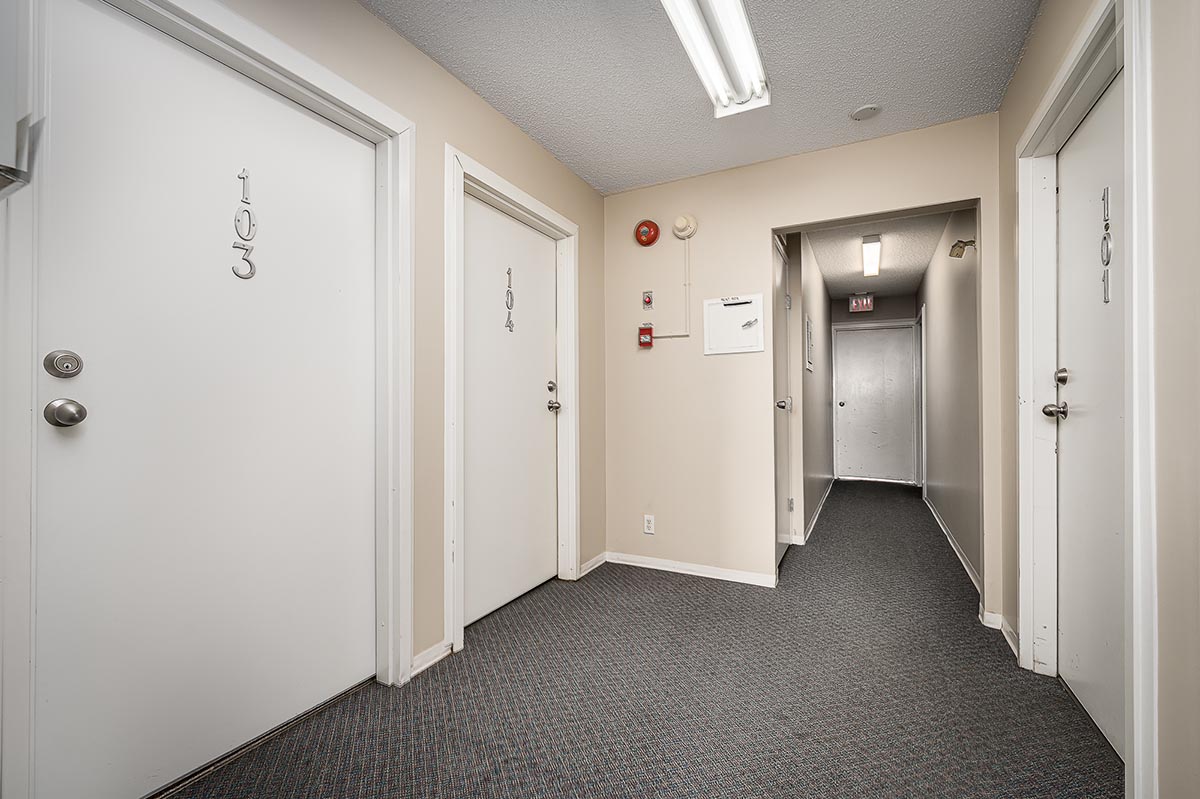 Princess Ann – Apartment Rental - 1385 12th Ave SW - Moose Jaw