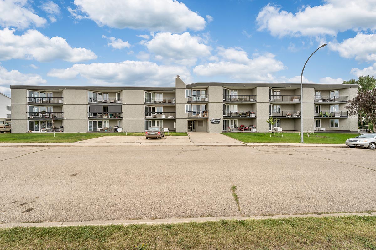Willowdale Court Apartment– Moose Jaw Rental - 1315 Wolfe Ave